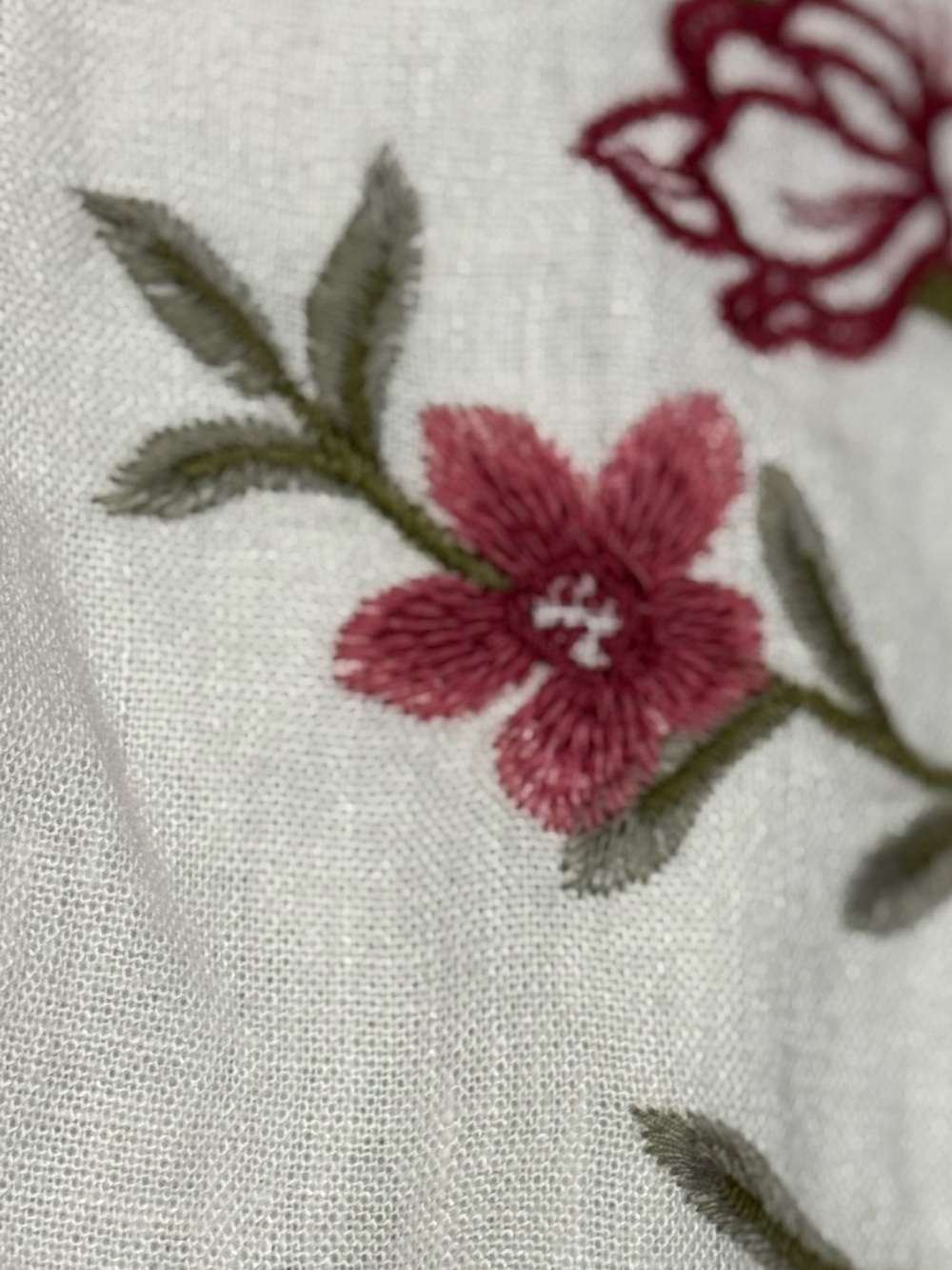 Universal Thread Embroidered Linen Tank Top 
Cream NWT - Picture 7 of 15
